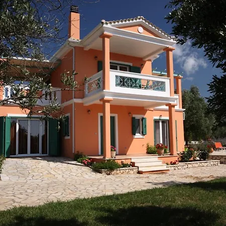 Pantheon & Danae Luxury Syvota