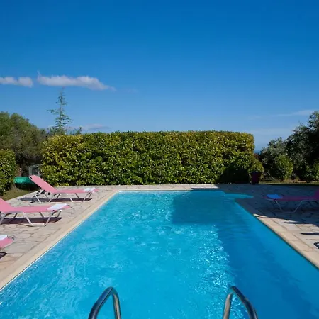 Pantheon & Danae Luxury * Syvota