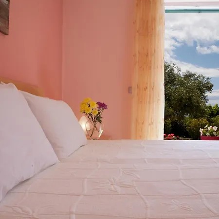 Pantheon & Danae Luxury Villa