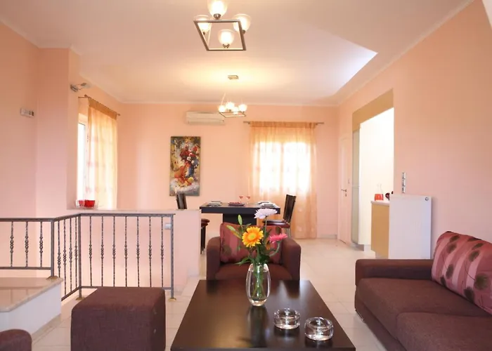 Pantheon & Danae Luxury Sivota