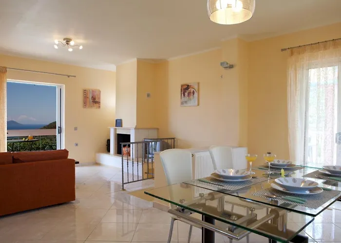 Pantheon & Danae Luxury Villa Sivota