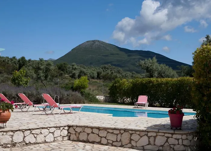 Villa Pantheon & Danae Luxury Sivota